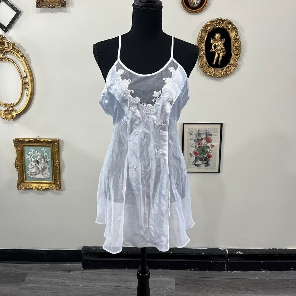 Vintage Y2K Cinema Etoile White Sheer Embroidered Babydoll Slip size M